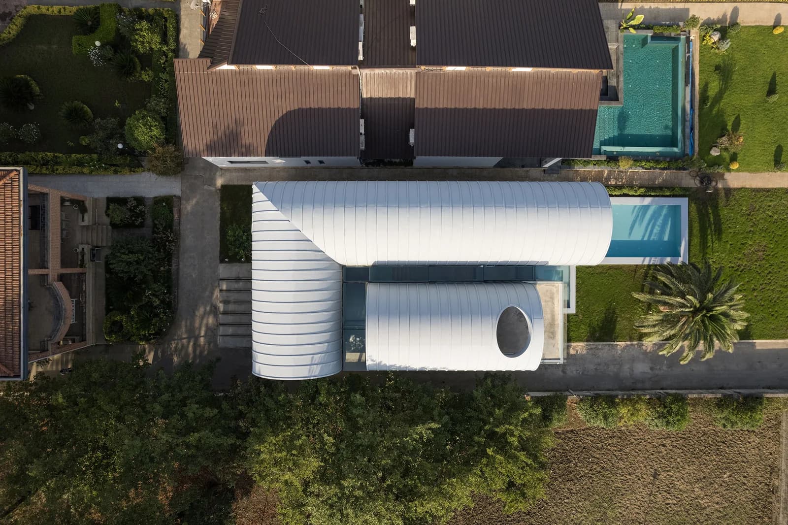 Vault on Vault — جزئیات نما